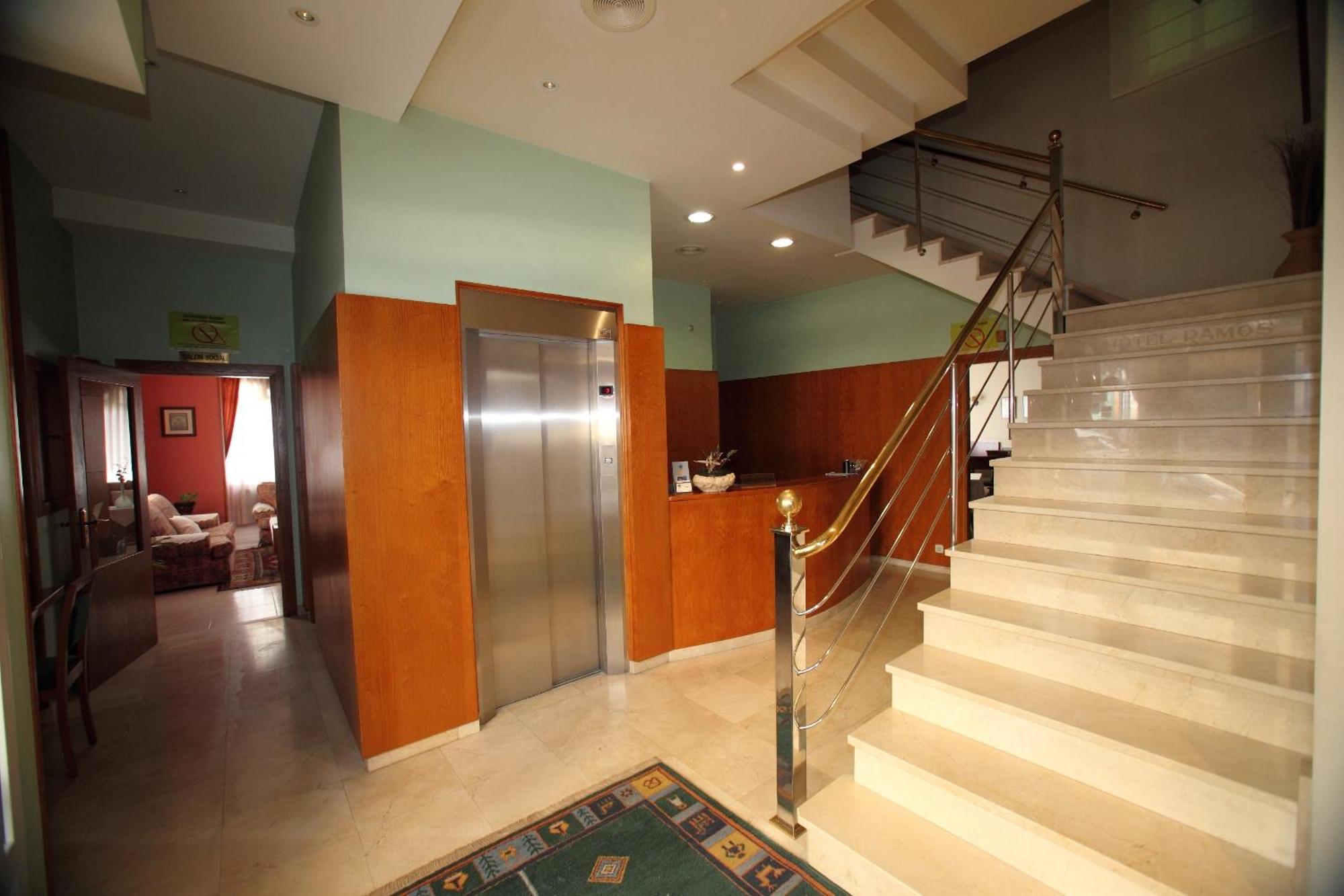 Hotel Ramos Silleda Buitenkant foto